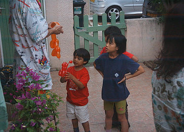 Sculpteurs de ballons, épée, anniversaires